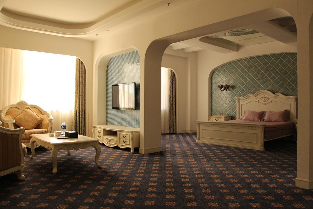 Zhuhai Rongfeng Hotel 외부 사진